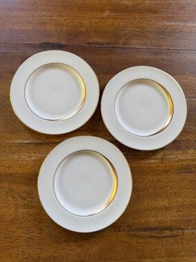 Gold-rimmed Salad/Dessert plates - Pickard China 'Elegance 1202' - set of 3